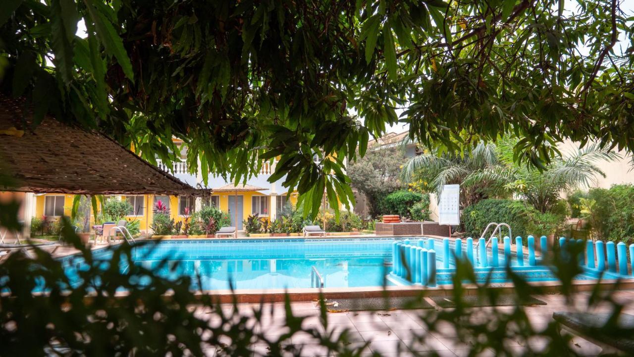 Cape Point Hotel Bakau Εξωτερικό φωτογραφία