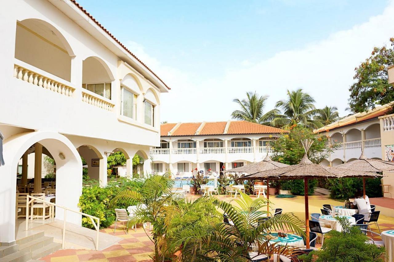 Cape Point Hotel Bakau Εξωτερικό φωτογραφία
