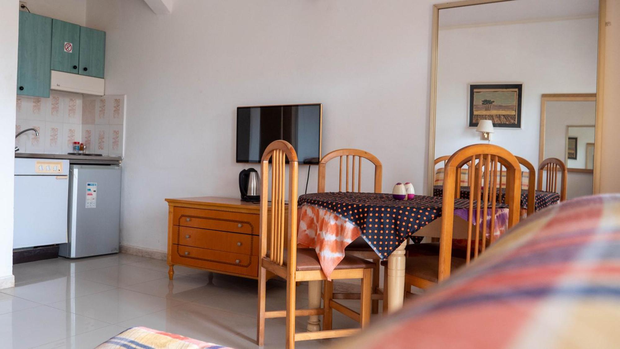 Cape Point Hotel Bakau Εξωτερικό φωτογραφία