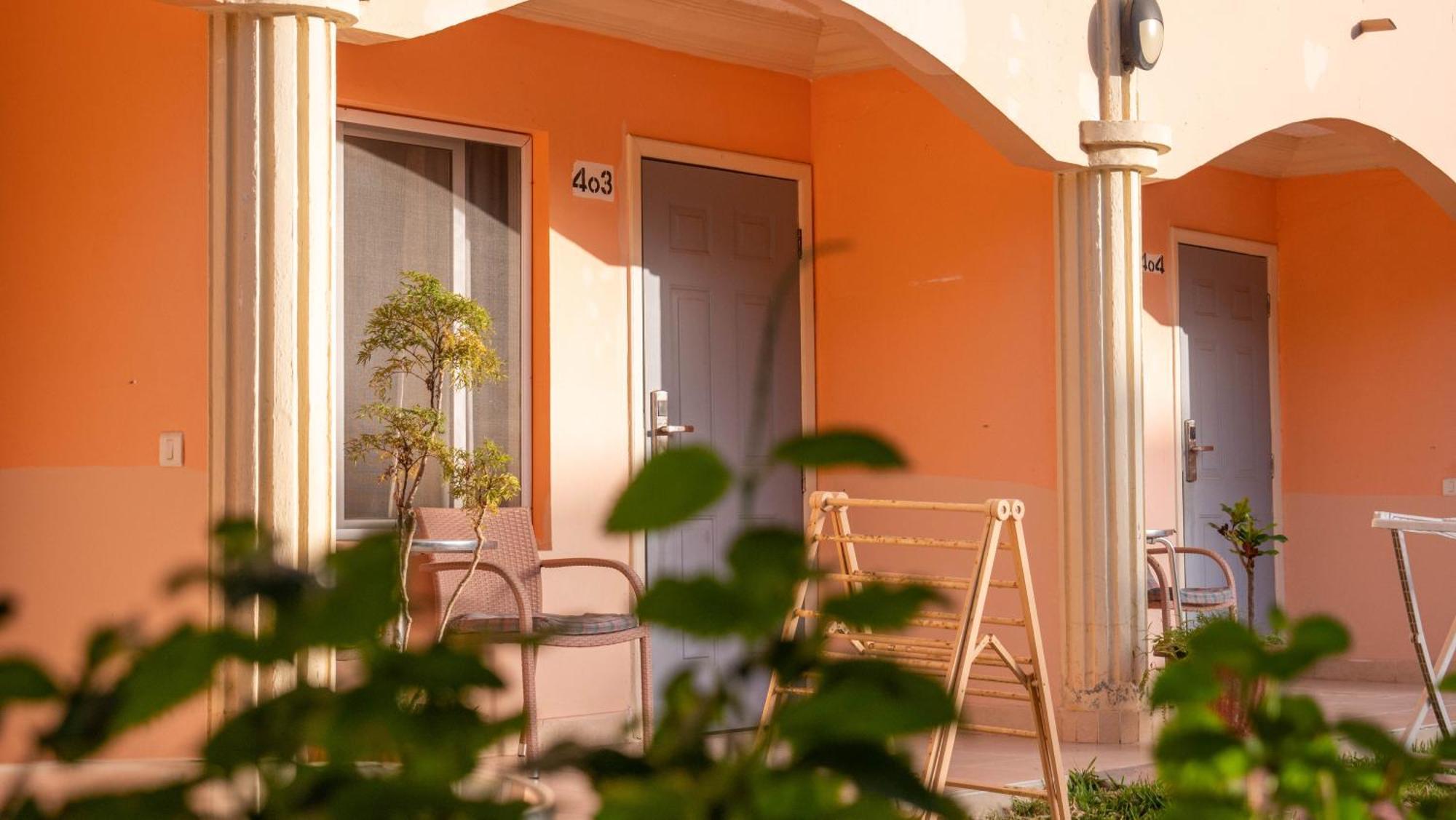 Cape Point Hotel Bakau Εξωτερικό φωτογραφία